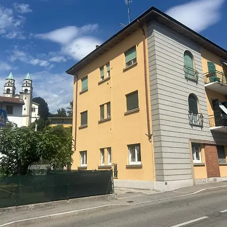 Maris Apartment Luino
